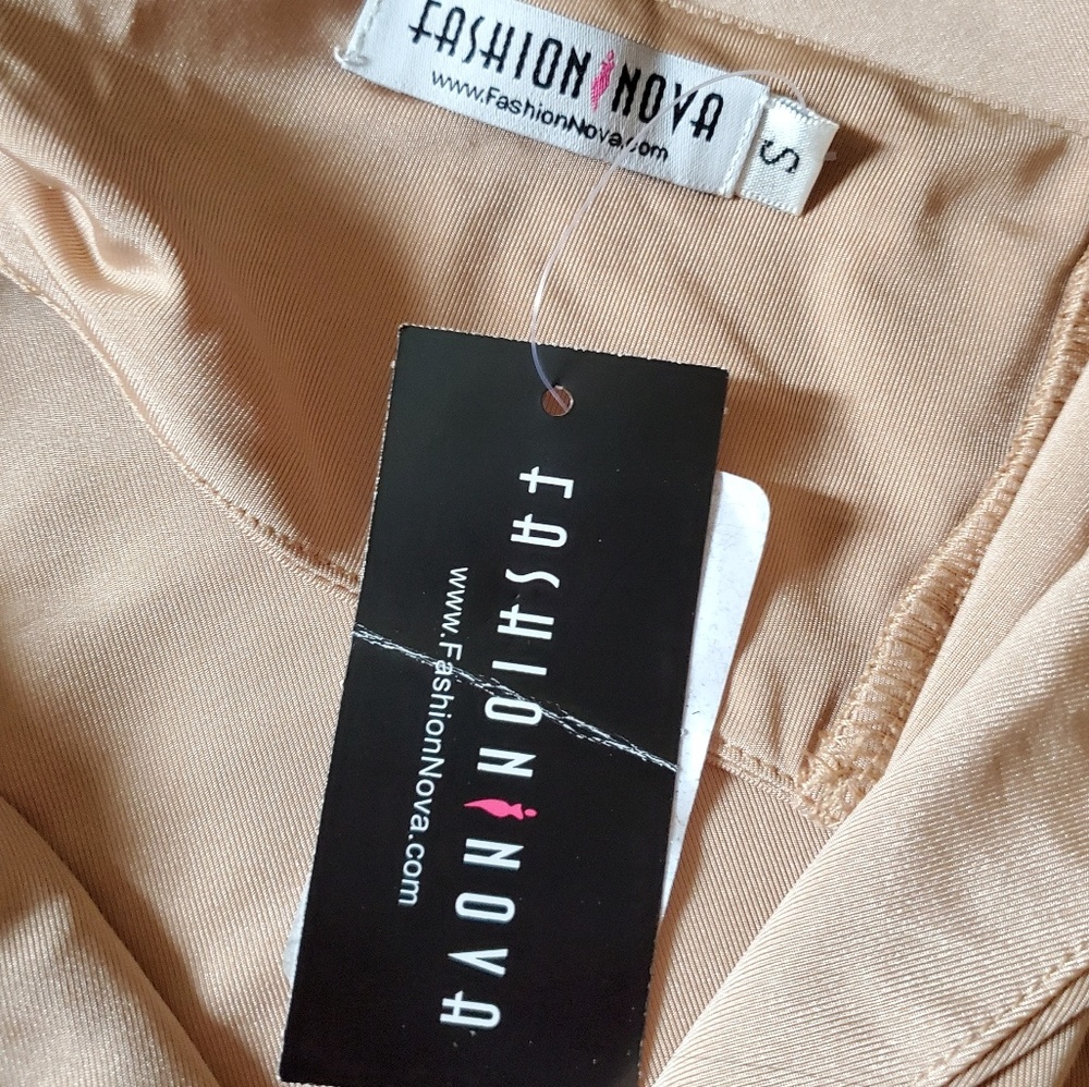 Fashion Nova Surplice Plunging V-Neckline Dress - Picture 8 of 8